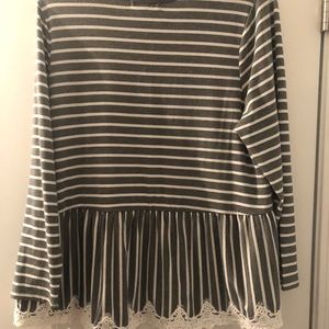 Wallflower Gray Striped Lace Peplum Top 2XL